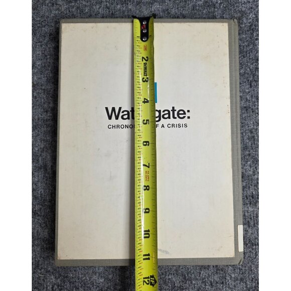 Watergate Chronology Of A Crisis Vol 1 Hardcover By Congressional Quarterly Vtg - Picture 2 of 7